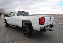 2017 GMC Sierra 2500HD - Image 7