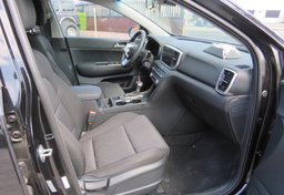 2022 Kia Sportage - Image 26