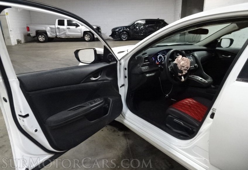 2019 Honda Insight - Image 18