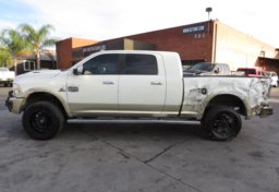 2017 Ram 3500 - Image 6