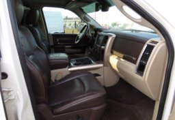 2017 Ram 3500 - Image 33