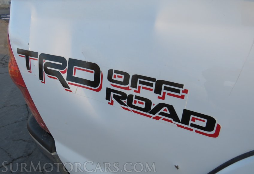 2015 Toyota Tacoma - Image 19