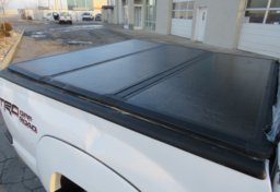 2015 Toyota Tacoma - Image 17