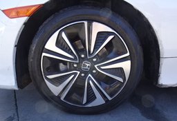 2017 Honda Civic Sedan - Image 16