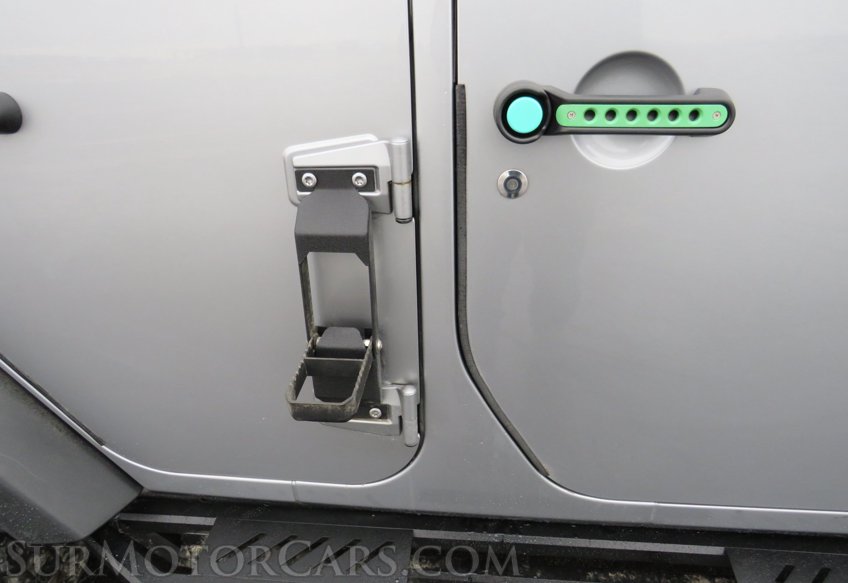 2015 Jeep Wrangler Unlimited - Image 29