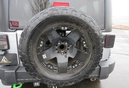 2015 Jeep Wrangler Unlimited - Image 22