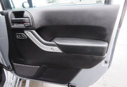 2015 Jeep Wrangler Unlimited - Image 56