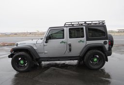 2015 Jeep Wrangler Unlimited - Image 10