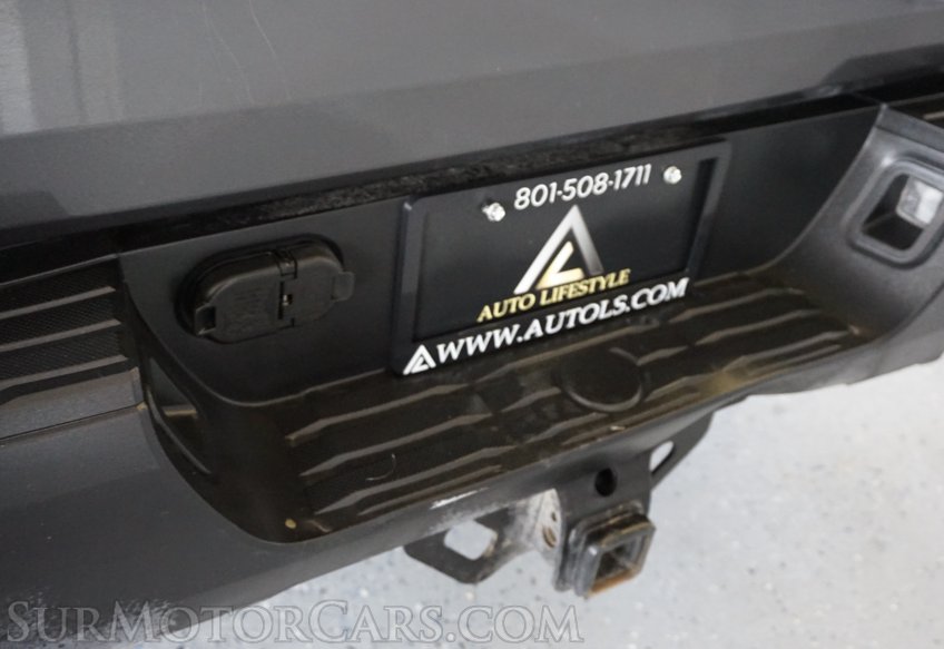 2019 Toyota Tundra - Image 24