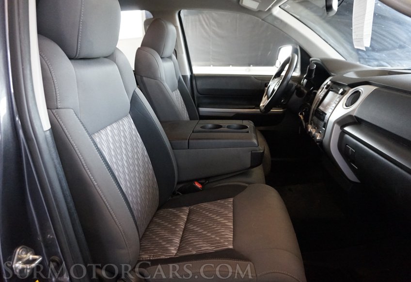 2019 Toyota Tundra - Image 33