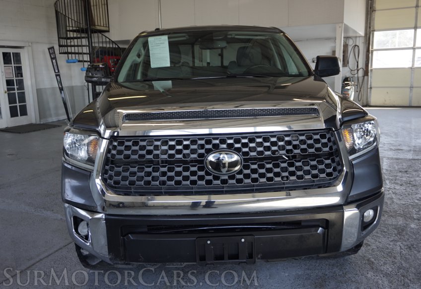2019 Toyota Tundra - Image 11