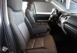 2019 Toyota Tundra - Image 33