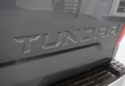 2019 Toyota Tundra - Image 14