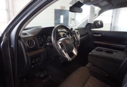 2019 Toyota Tundra - Image 34