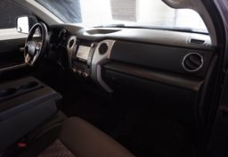 2019 Toyota Tundra - Image 30