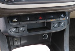 2016 GMC Canyon - Image 44