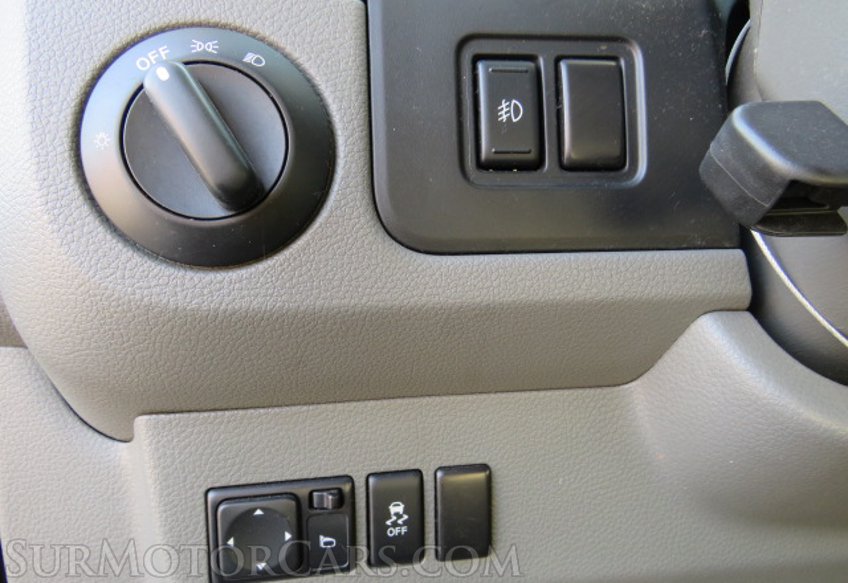 2017 Nissan NV Passenger - Image 35