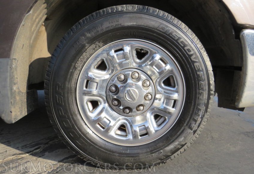 2017 Nissan NV Passenger - Image 19