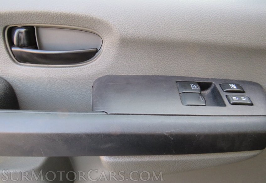 2017 Nissan NV Passenger - Image 21