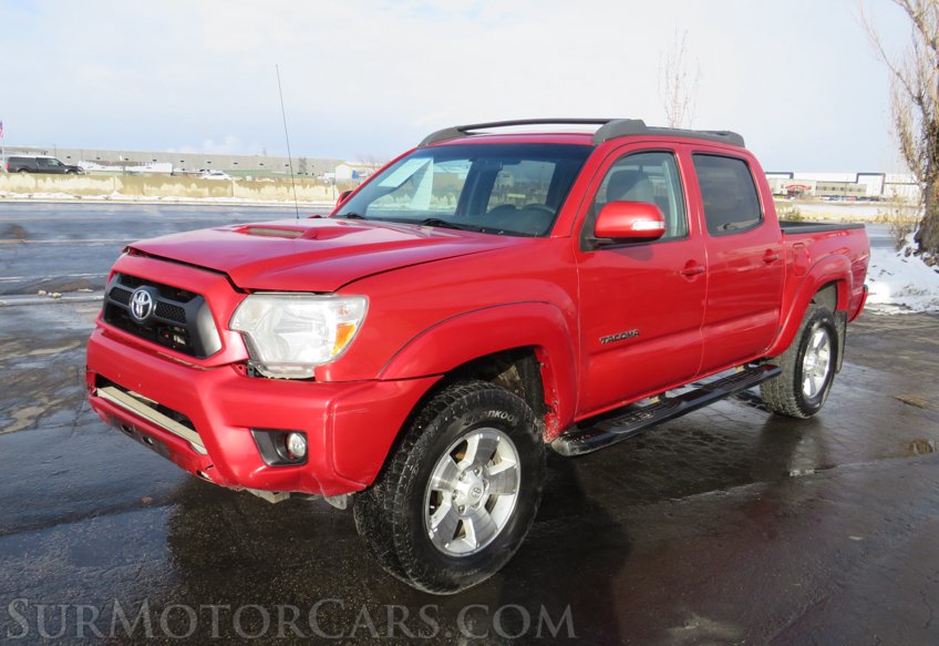 2015 Toyota Tacoma - Image 4