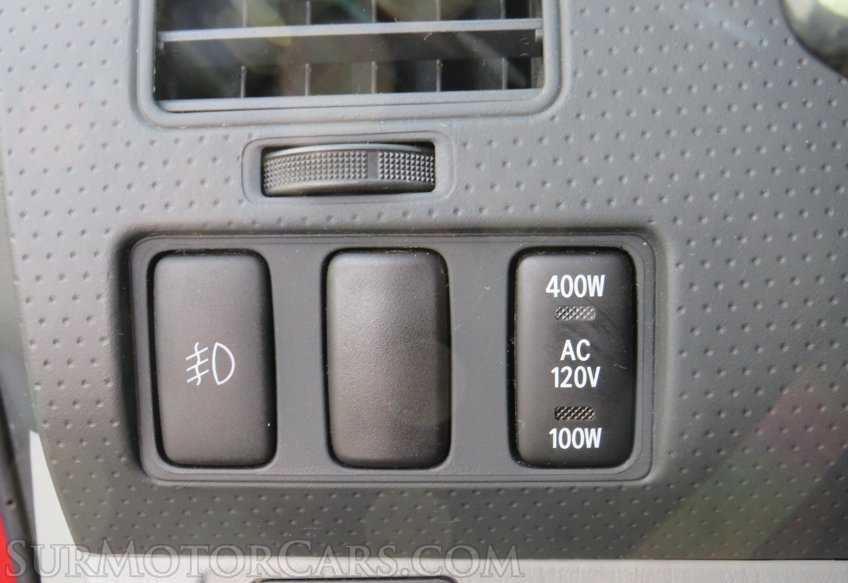 2015 Toyota Tacoma - Image 37