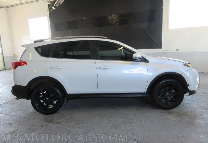 2014 Toyota RAV4 - Image 10