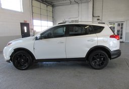2014 Toyota RAV4 - Image 9