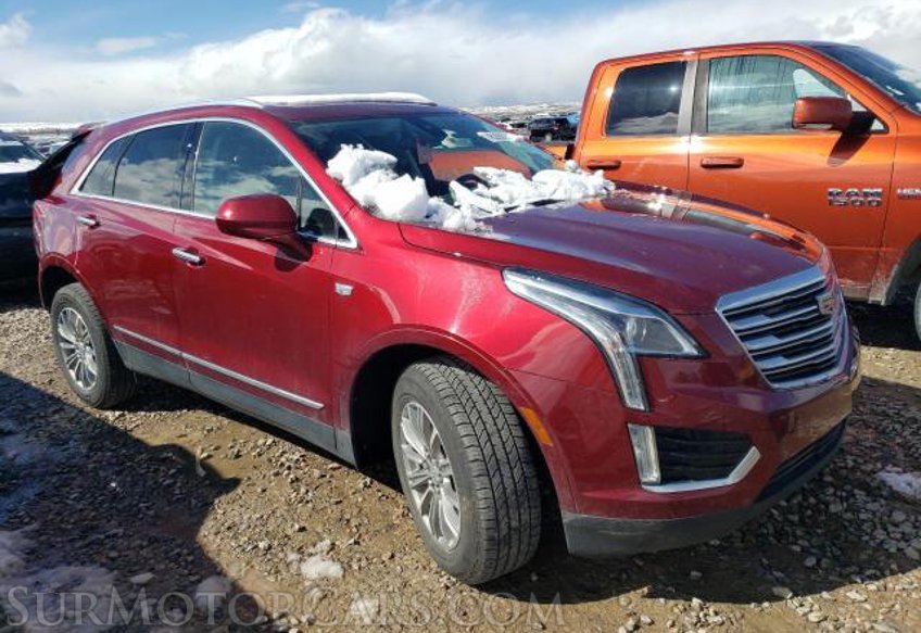 2018 Cadillac XT5 - Image 2