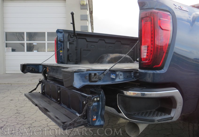 2021 GMC Sierra 3500HD - Image 19