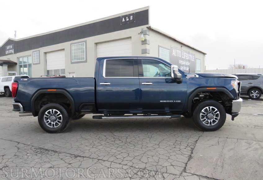 2021 GMC Sierra 3500HD - Image 9