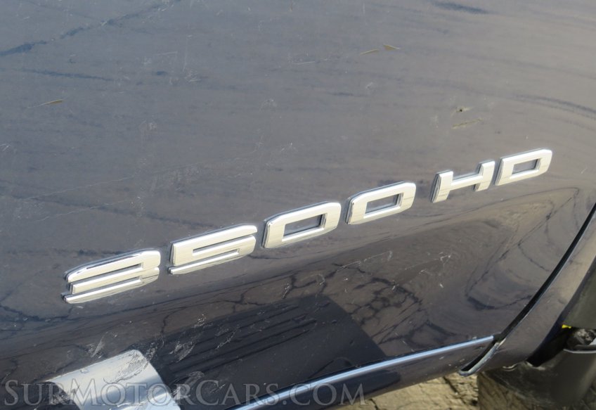 2021 GMC Sierra 3500HD - Image 32