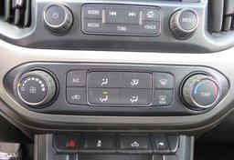 2018 GMC Canyon - Image 39