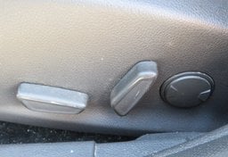 2017 Ford Focus - Image 40