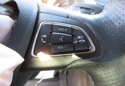 2017 Ford Focus - Image 33