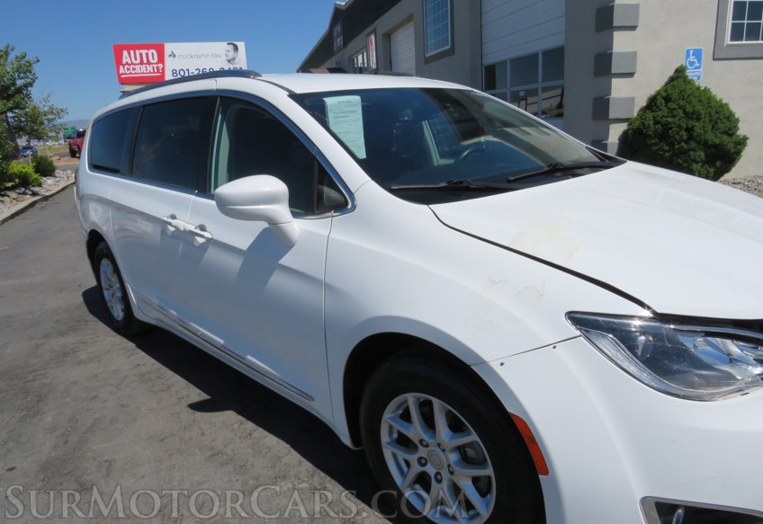 2020 Chrysler Pacifica - Image 14