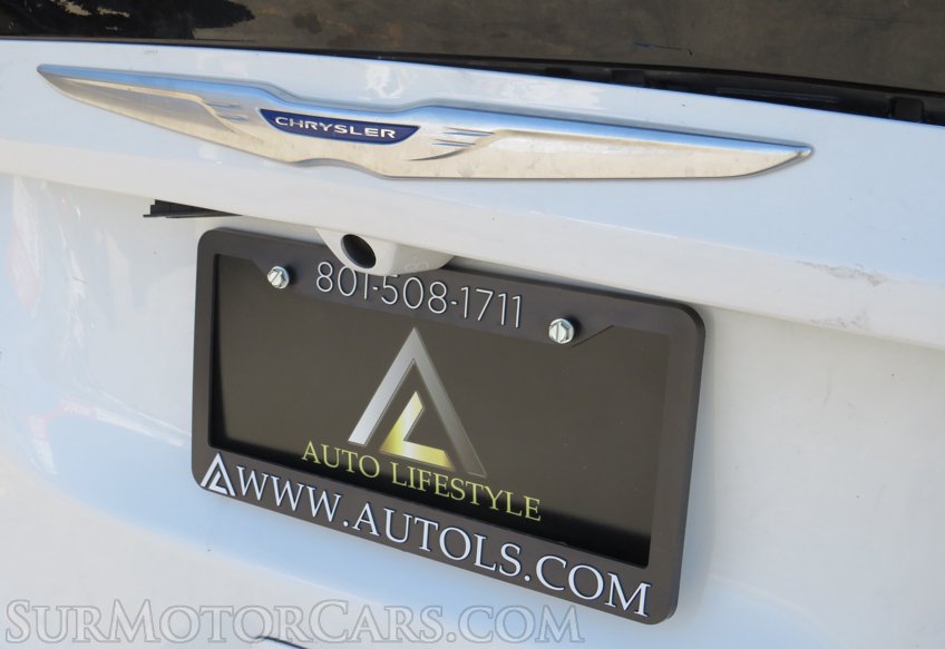 2020 Chrysler Pacifica - Image 20