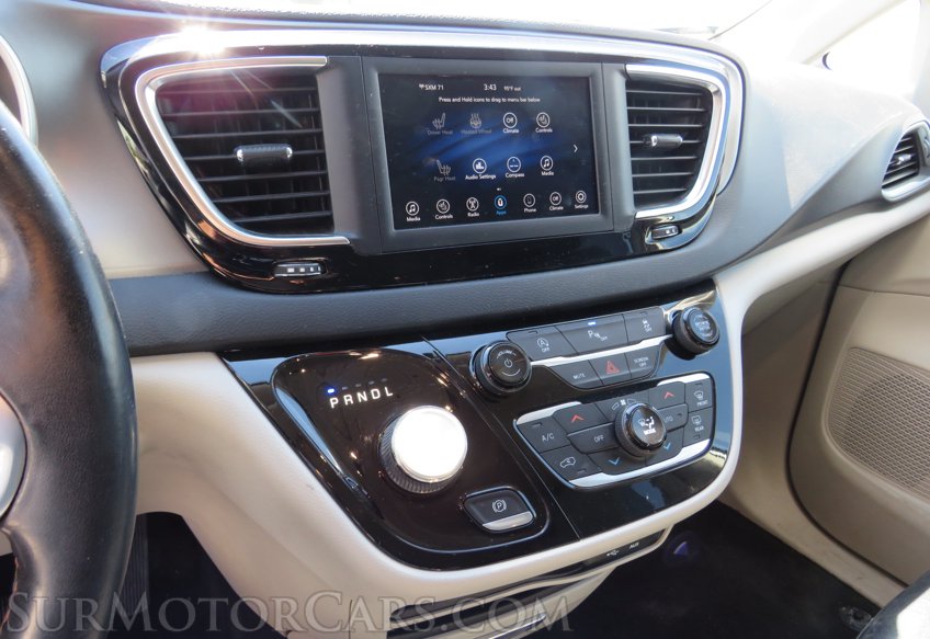 2020 Chrysler Pacifica - Image 38