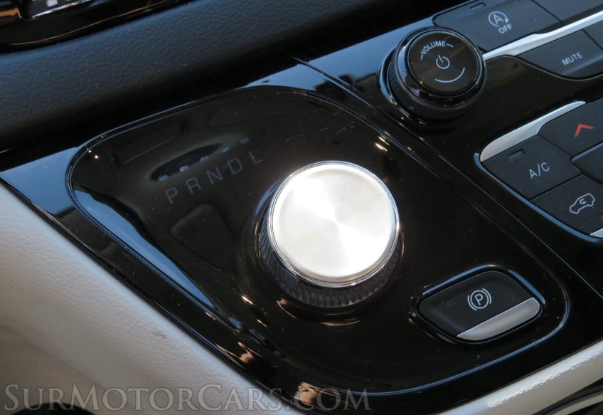 2020 Chrysler Pacifica - Image 42