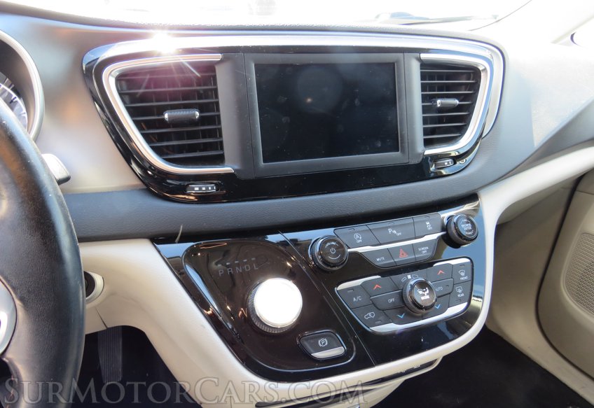 2020 Chrysler Pacifica - Image 39