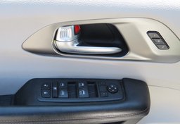 2020 Chrysler Pacifica - Image 45