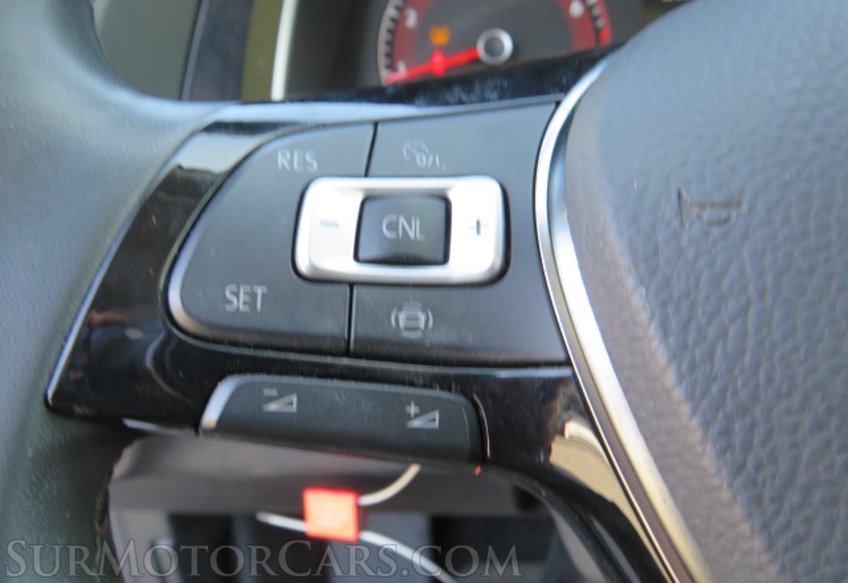 2020 Volkswagen Jetta - Image 34