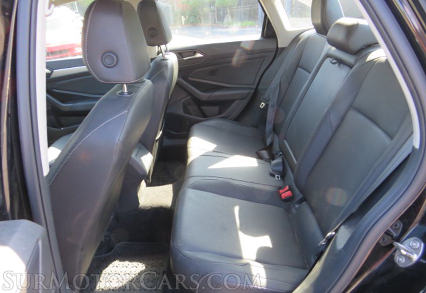 2020 Volkswagen Jetta - Image 27