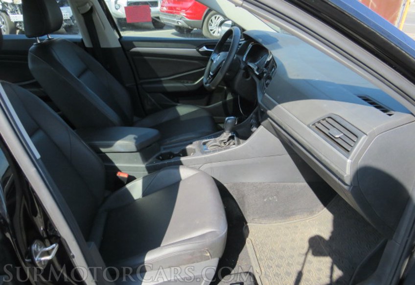 2020 Volkswagen Jetta - Image 26