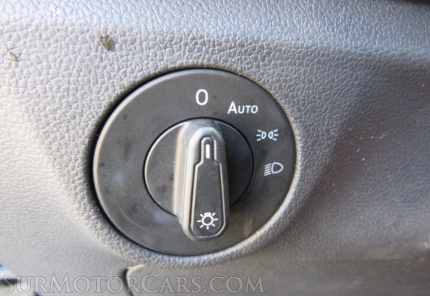 2020 Volkswagen Jetta - Image 37