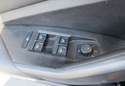 2020 Volkswagen Jetta - Image 39