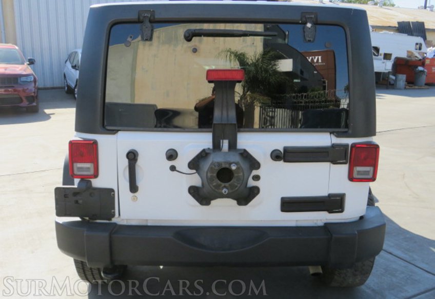 2017 Jeep Wrangler Unlimited - Image 12