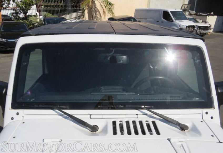 2017 Jeep Wrangler Unlimited - Image 14