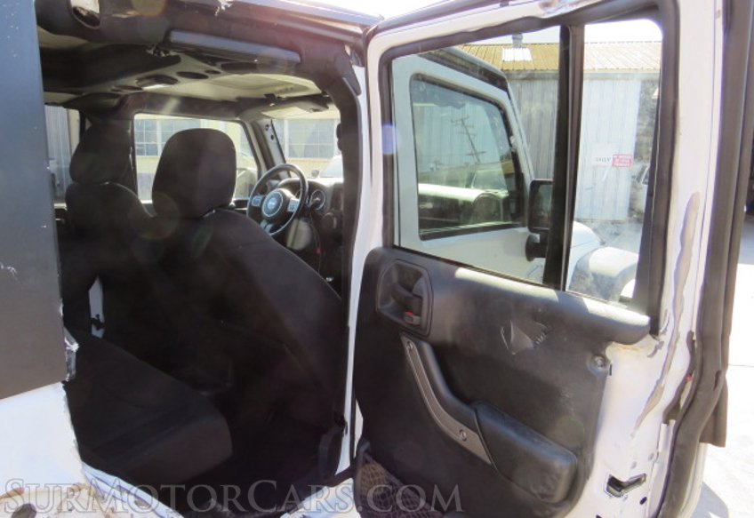 2017 Jeep Wrangler Unlimited - Image 25