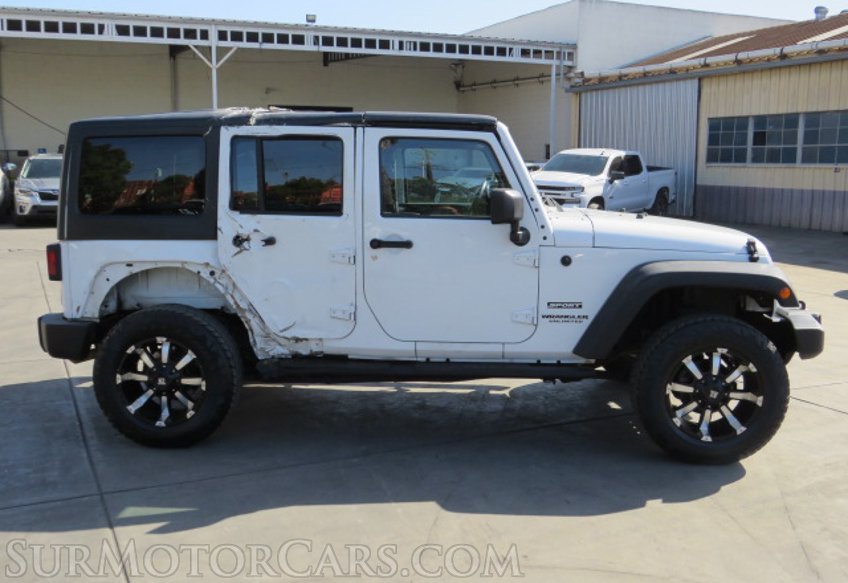2017 Jeep Wrangler Unlimited - Image 6