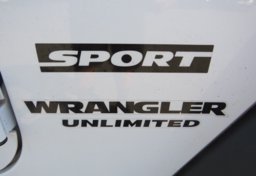 2017 Jeep Wrangler Unlimited - Image 17